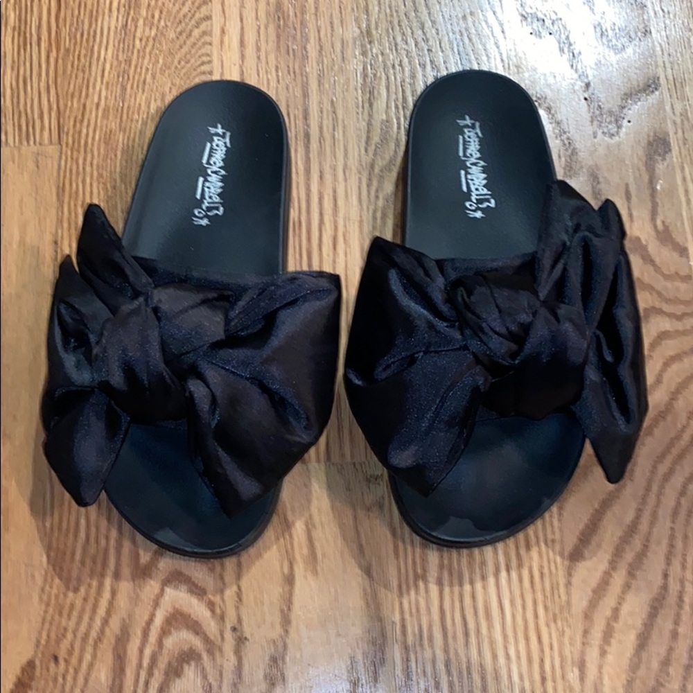 Jeffrey Campbell Jova Bow Slides